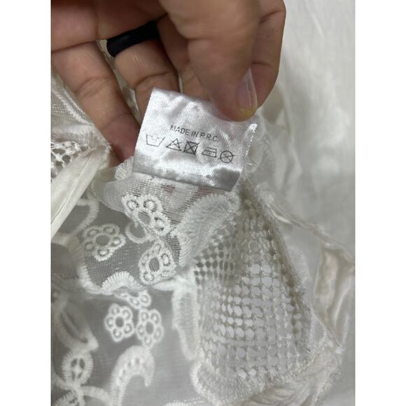 White Lace Crop Top Medium Roll Tab Sleeve - Picture 10 of 12